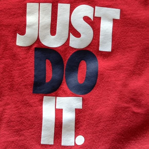 SOLD Nike Baby Boys 6 months Bodysuit SS Red Navy Just Do It - Picture 2 of 5